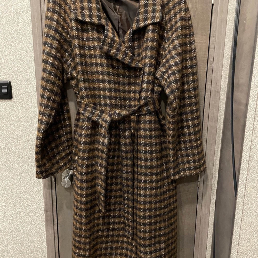 Women’s Coat From Frankie Shop - Picture 3 of 5